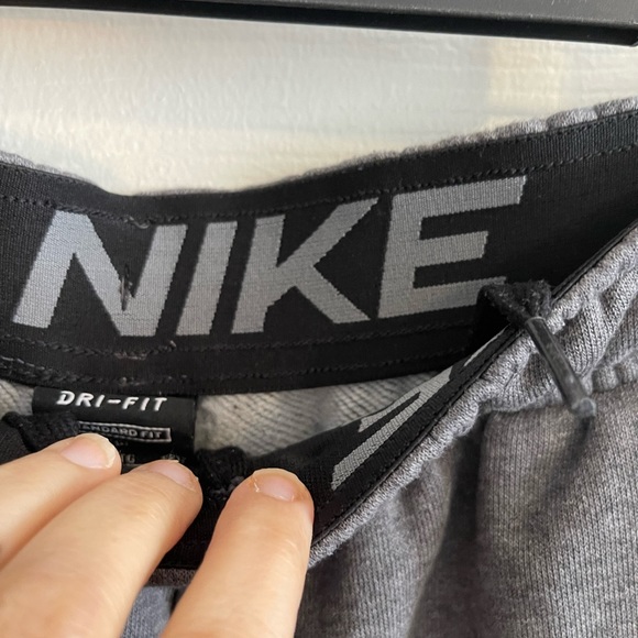 Nike Dri Fit men’s shorts size XXL - Picture 4 of 6